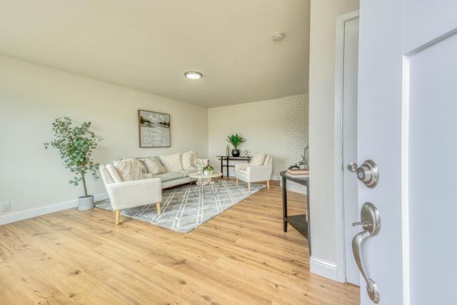 344 Pueblo Drive, Salinas, CA 93906