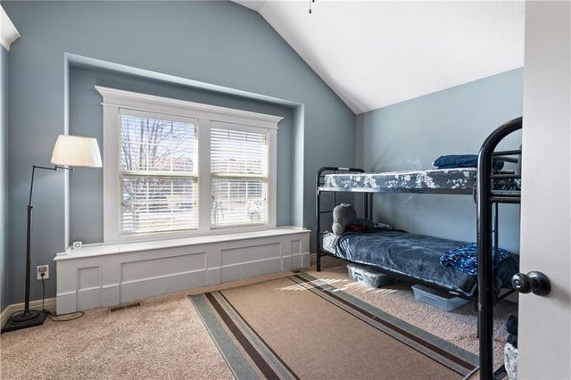 483 S 137th Place, Bonner Springs, KS 66012