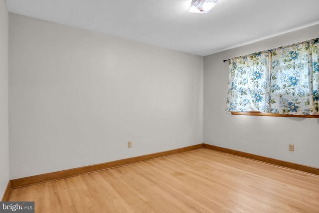 290 DOGWOOD DR, Hummelstown, PA 17036