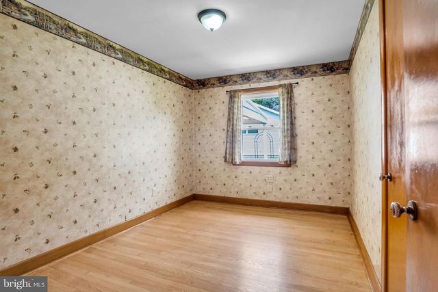 290 DOGWOOD DR, Hummelstown, PA 17036