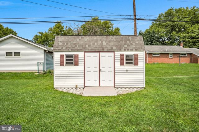 290 DOGWOOD DR, Hummelstown, PA 17036