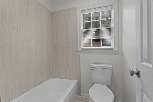 8561 OVERCUP OAKS DR, Cordova, TN 38018