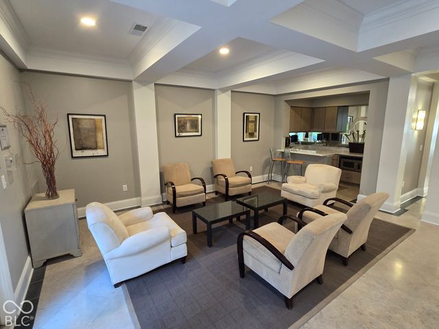 355 E Ohio Street 202, Indianapolis, IN 46204