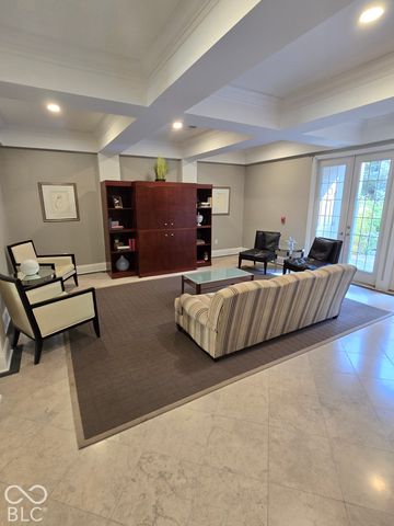355 E Ohio Street 202, Indianapolis, IN 46204