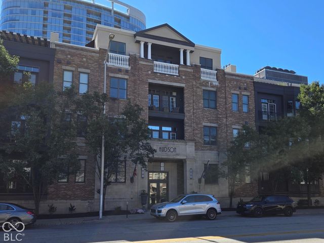 355 E Ohio Street 202, Indianapolis, IN 46204