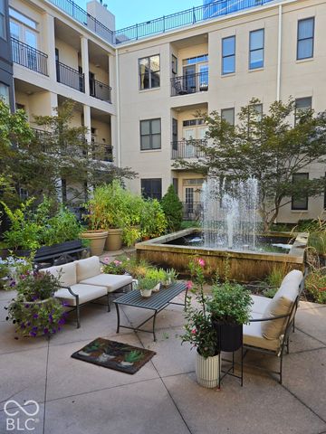 355 E Ohio Street 202, Indianapolis, IN 46204
