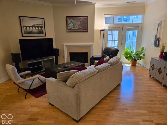 355 E Ohio Street 202, Indianapolis, IN 46204