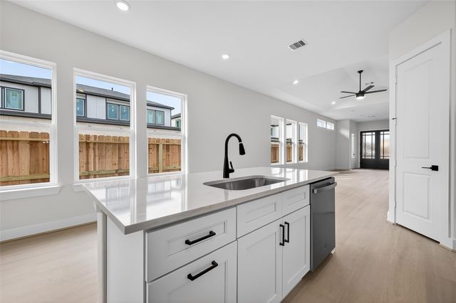 4340 Avron Drive, Stafford, TX 77477