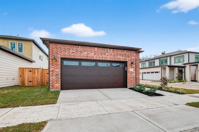 4340 Avron Drive, Stafford, TX 77477