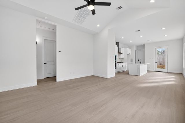 4340 Avron Drive, Stafford, TX 77477