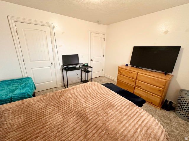 2126 E RAVINE RD, Enoch, UT 84721