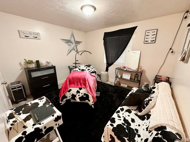 2126 E RAVINE RD, Enoch, UT 84721