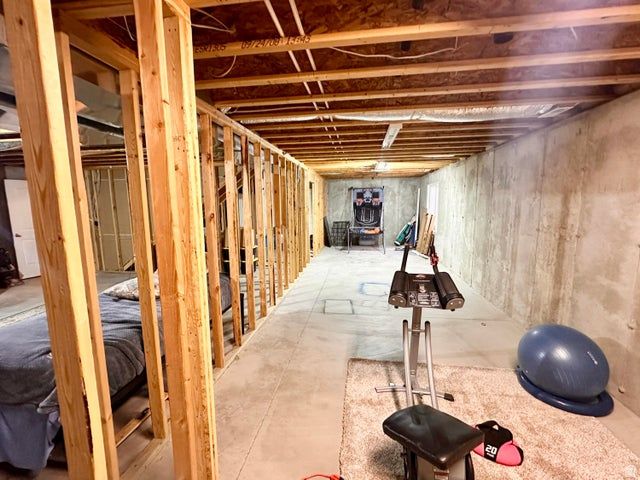 2126 E RAVINE RD, Enoch, UT 84721