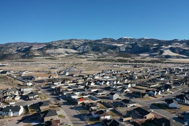 2126 E RAVINE RD, Enoch, UT 84721