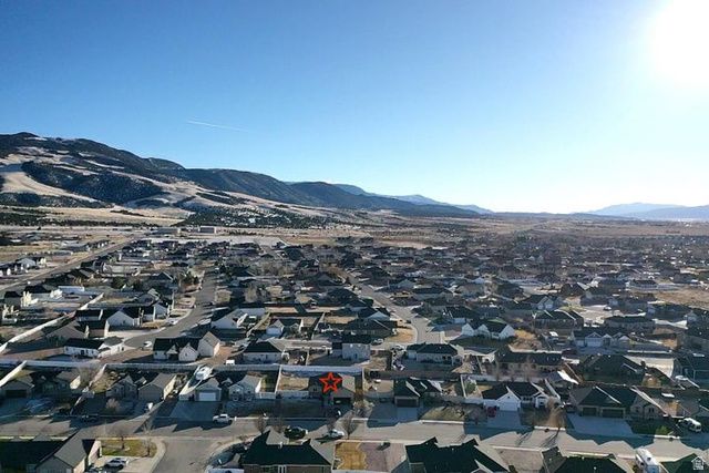 2126 E RAVINE RD, Enoch, UT 84721