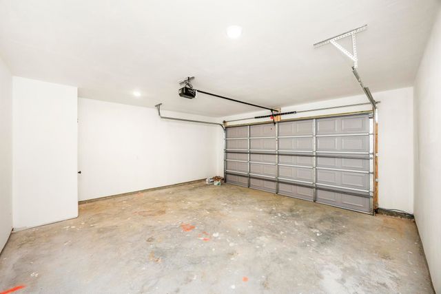 447 sandhill rd, La Vergne, TN 37086