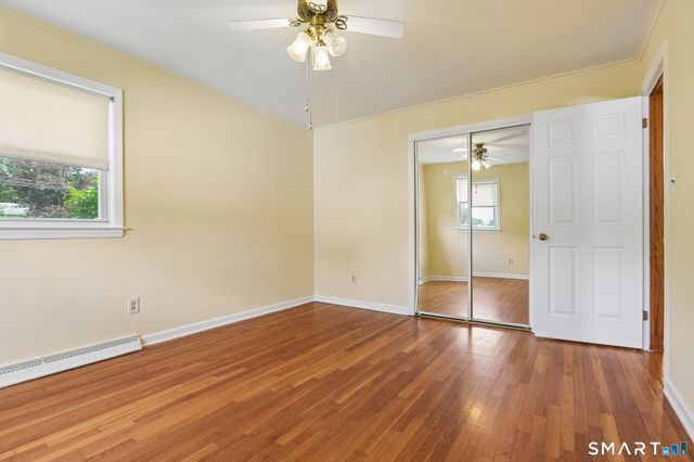19 Palmer Road, North Haven, CT 06473