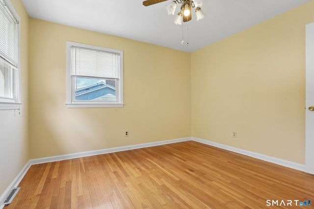 19 Palmer Road, North Haven, CT 06473