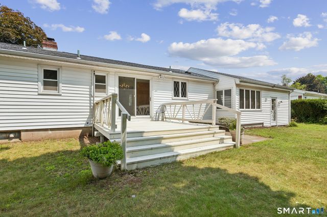 19 Palmer Road, North Haven, CT 06473