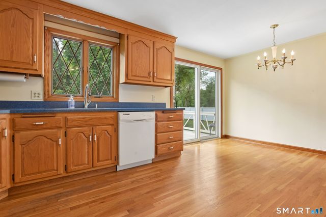 19 Palmer Road, North Haven, CT 06473