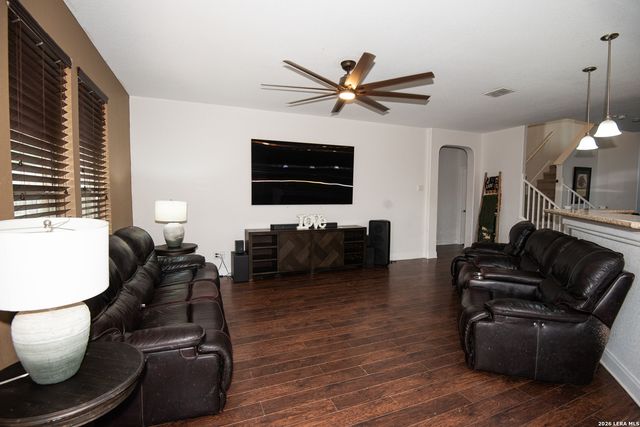 21207 Leslie Carson, San Antonio, TX 78258