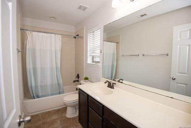 21207 Leslie Carson, San Antonio, TX 78258