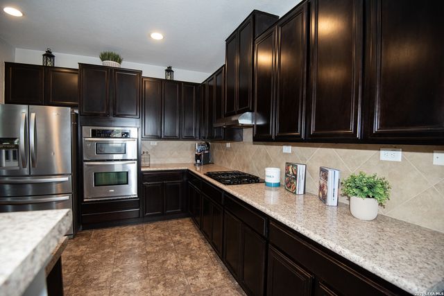21207 Leslie Carson, San Antonio, TX 78258