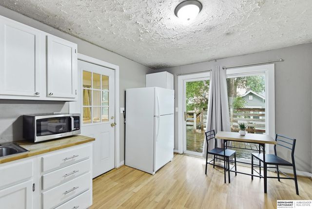 5609 Walnut Street, Omaha, NE 68106