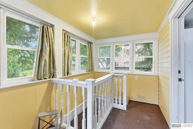 5609 Walnut Street, Omaha, NE 68106