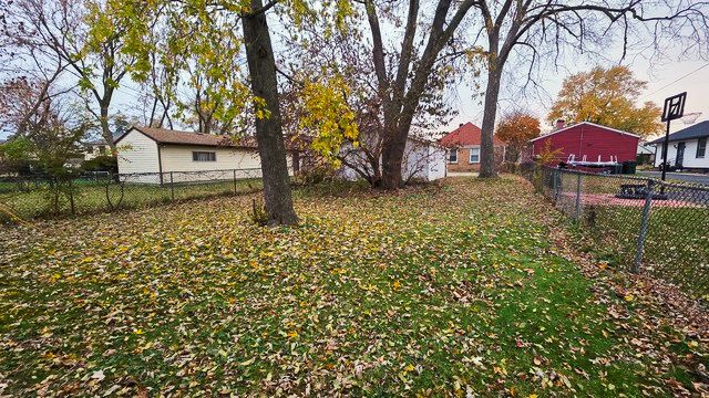 51 50th Avenue, Bellwood, IL 60104