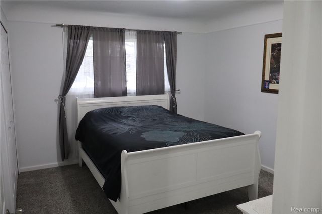 11114 Greendale Drive, Sterling Heights, MI 48312