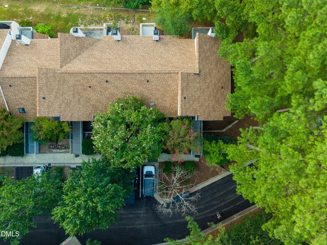 3808 Summerwood Court, Raleigh, NC 27613