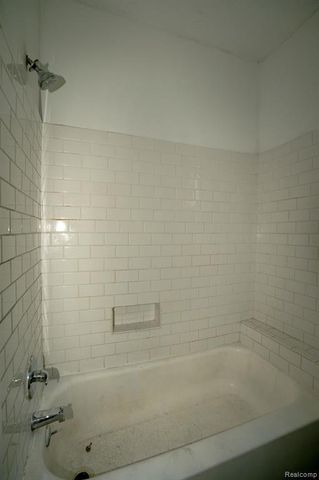 5266 Three Mile Drive, Detroit, MI 48224