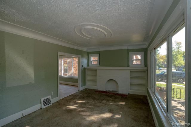 5266 Three Mile Drive, Detroit, MI 48224