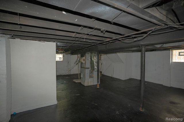 5266 Three Mile Drive, Detroit, MI 48224