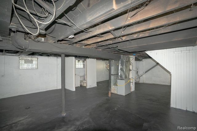 5266 Three Mile Drive, Detroit, MI 48224