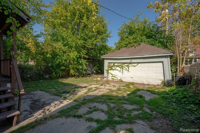 5266 Three Mile Drive, Detroit, MI 48224