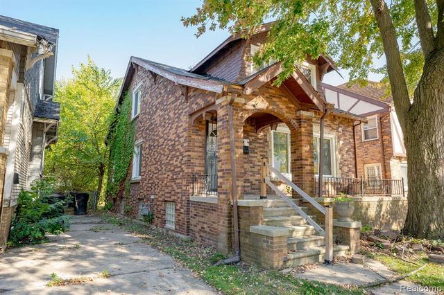 5266 Three Mile Drive, Detroit, MI 48224