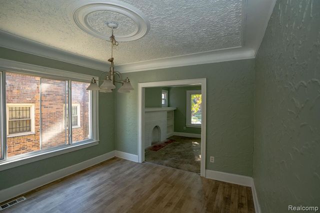 5266 Three Mile Drive, Detroit, MI 48224
