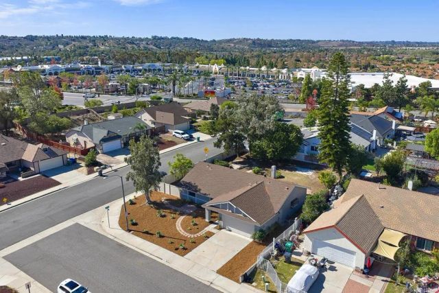 297 Juaneno Ave., Oceanside, CA 92057