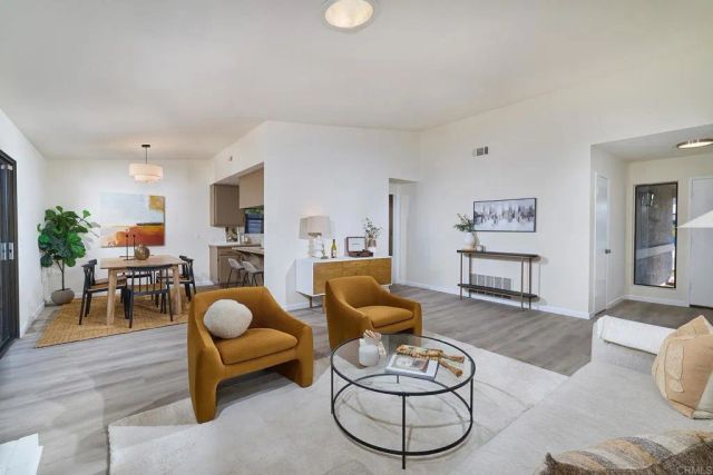 297 Juaneno Ave., Oceanside, CA 92057