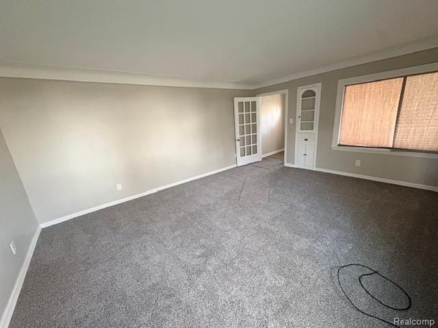 8112 Dale, Center Line, MI 48015