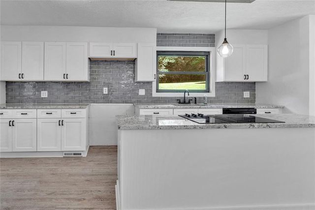 18 Valley Trail, Covington, GA 30014