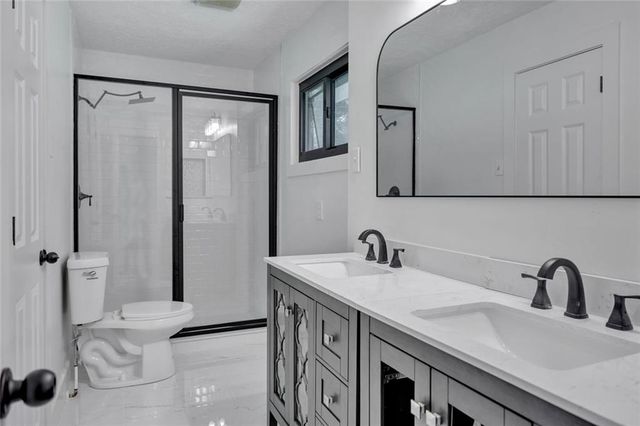 18 Valley Trail, Covington, GA 30014