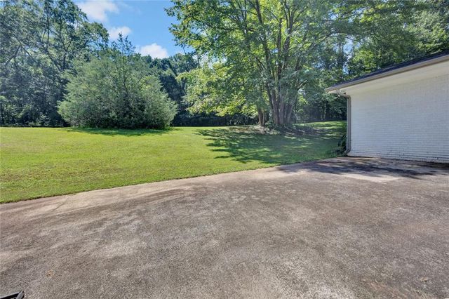 18 Valley Trail, Covington, GA 30014