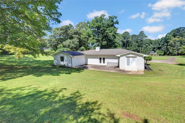18 Valley Trail, Covington, GA 30014