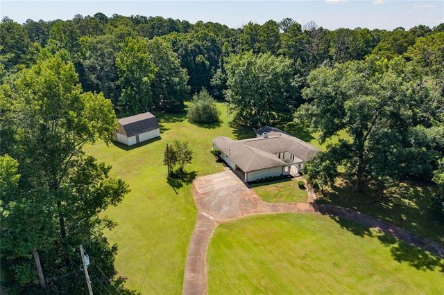 18 Valley Trail, Covington, GA 30014