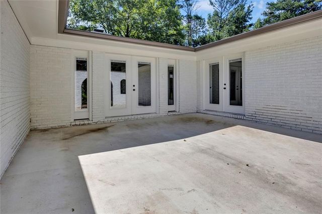 18 Valley Trail, Covington, GA 30014