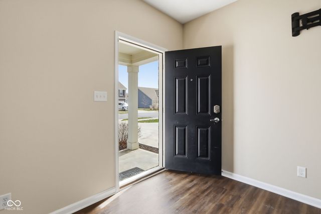 206 Verdant Drive, Cicero, IN 46034