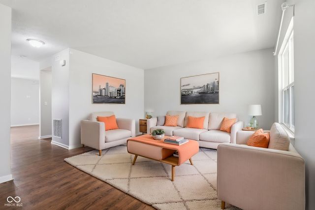 206 Verdant Drive, Cicero, IN 46034